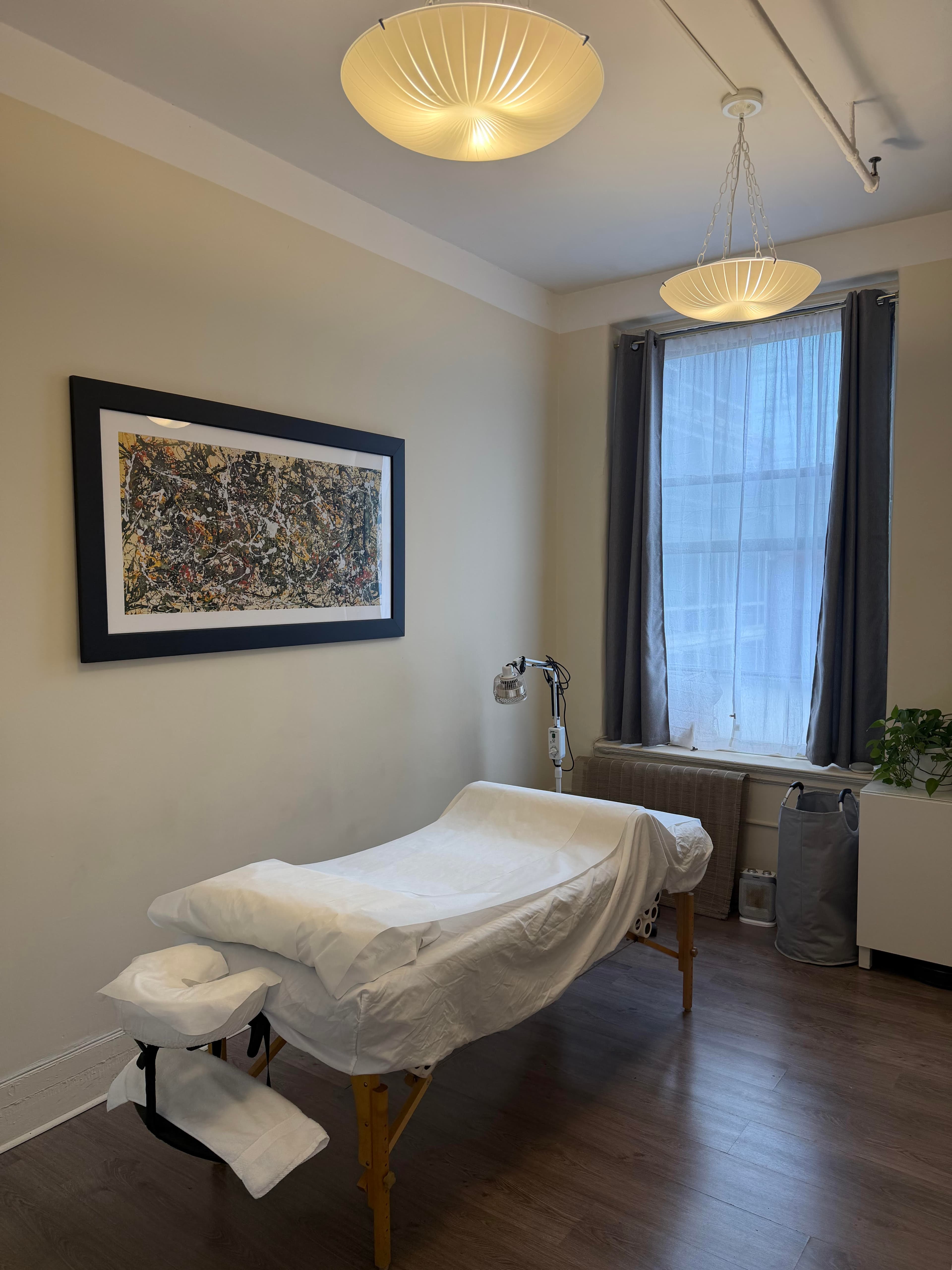 Acupuncture treatment room setup in NYC clinic